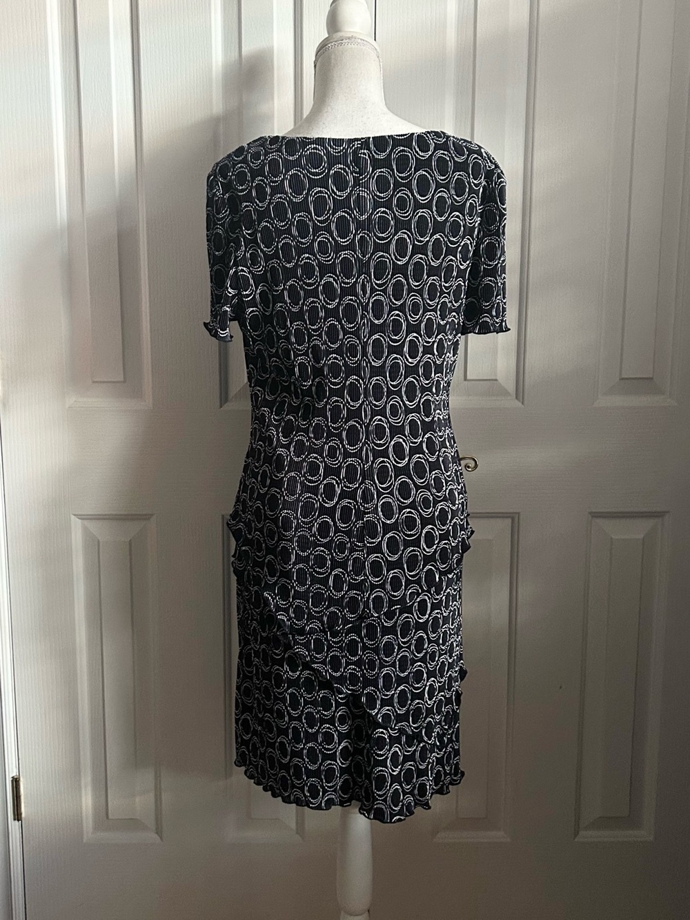 NWOT CONNECTED APPAREL Circle-Print Short Sleeve Midi Dress Navy & White Size 10 - Picture 5 of 7